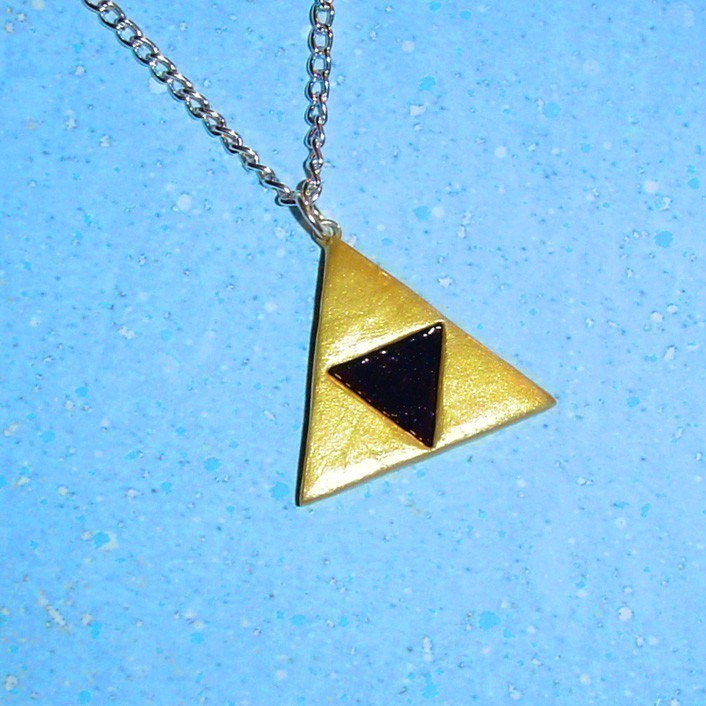 Zelda+triforce+necklace