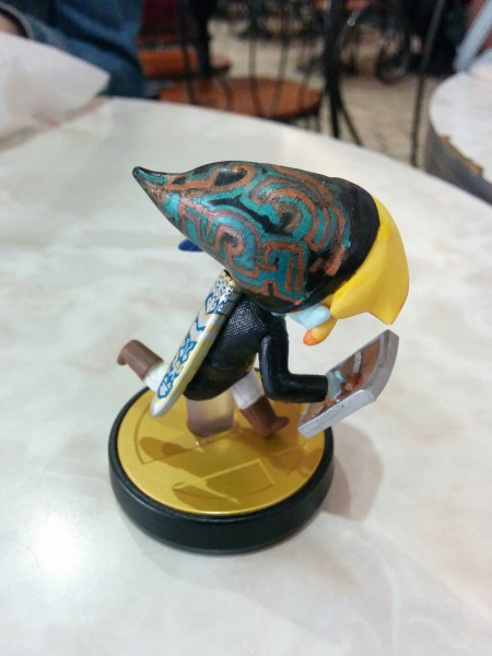Twili Toon Link custom amiibo right